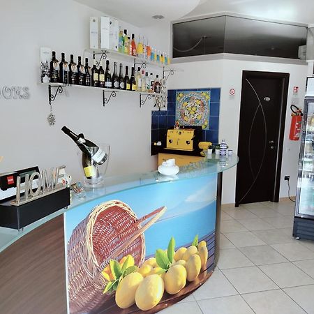 Costa Costa Rooms Sant'Egidio del Monte Albino Екстер'єр фото